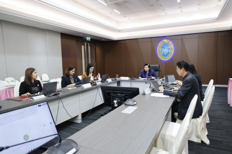 กองกลาง สำนักงานวิทยาเขตสุพรรณบุรี จัดประชุมการประเมินผลการปฏิบัติงาน รอบที่ 2 ประจำปีงบประมาณ พ.ศ.2568