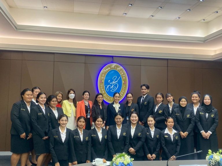 หลักสูตรศึกษาศาสตรบัณฑิต สาขาวิชาการศึกษาปฐมวัย คณะครุศาสตร์ มหาวิทยาลัยสวนดุสิต วิทยาเขตสุพรรณบุรี จัดการสัมมนาระหว่างการปฏิบัติการสอนในสถานศึกษาฯ ครั้งที่ 1