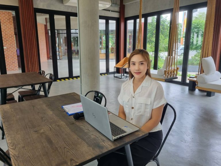 มหาวิทยาลัยสวนดุสิต วิทยาเขตสุพรรณบุรี เข้าร่วมกิจกรรม คุยสบายๆ … Life สาระ ครั้งที่ 370 หัวข้อ “ครูท๊อปสุดเจ๋ง ! รองแชมป์ยกน้ำหนักเวียดนาม”