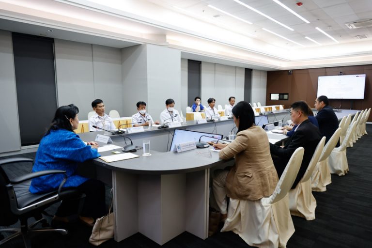 กองกลางสำนักงานวิทยาเขตสุพรรณบุรี จัดประชุมและอบรมพนักงานขับรถยนต์ของวิทยาเขตสุพรรณบุรี ครั้งที่ 1/2568