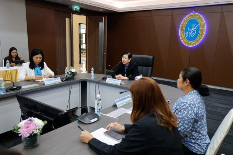 สำนักงานวิทยาเขตสุพรรณบุรี มหาวิทยาลัยสวนดุสิต จัดประชุมบุคลากรสังกัดโครงการพิเศษ วิทยาเขตสุพรรณบุรี