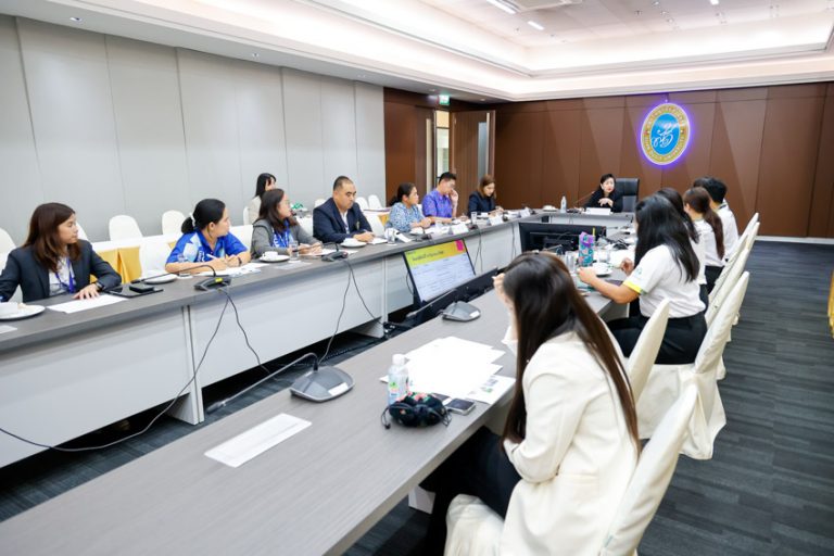 วิทยาเขตสุพรรณบุรี ร่วมการประชุมกับศูนย์สิ่งแวดล้อม ในการประชุมเตรียมความพร้อม “การจัดประชุมเครือข่ายมหาวิทยาลัยยั่งยืนแห่งประเทศไทย (สัญจร) ครั้งที่ 2 ประจำปี 2568”