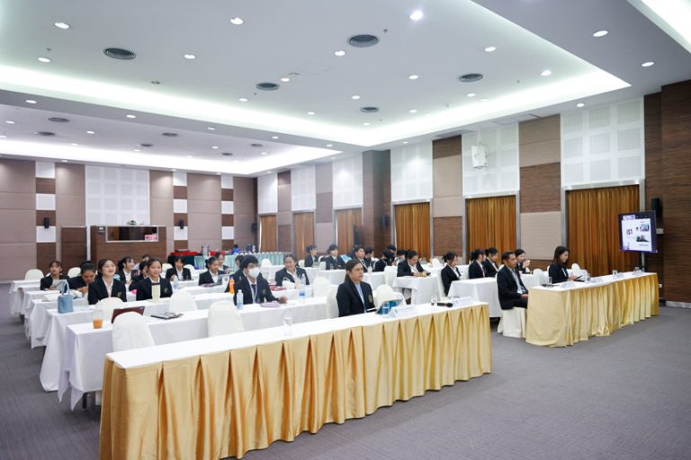 หลักสูตรศึกษาศาสตร์บัณฑิต สาขาวิชาการประถมศึกษา ชั้นปีที่ 4 จัดกิจกรรมสัมมนาระหว่างปฏิบัติการสอนในสถานศึกษา