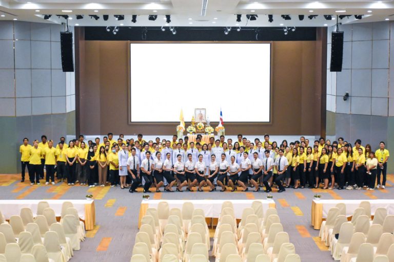 วิทยาเขตสุพรรณบุรี จัดพิธีถวายพระพรชัยมงคล เนื่องในโอกาสวันเฉลิม พระชนมพรรษา พระบาทสมเด็จพระเจ้าอยู่หัว