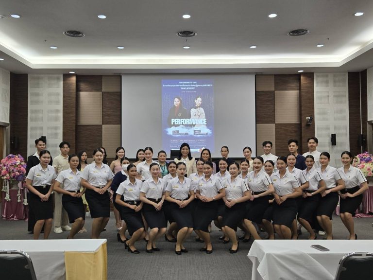 โครงการพัฒนาบุคลิกภาพเพื่อรองรับ สังคมผู้สูงอายุ (Aging Society) “SDU Wellness Center” และ โครงการ Young Communicators : Share & Care นักสื่อสารองค์กรรุ่นใหม่ใส่ใจสังคม  (26 กันยายน 2568)