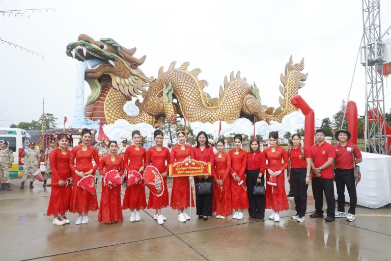 พิธีเปิดงานและปล่อยขบวนอัญเชิญเจ้าพ่อหลักเมืองสุพรรณบุรี ในงานประเพณีทิ้งกระจาดจังหวัดสุพรรณบุรี ประจำปี 2568