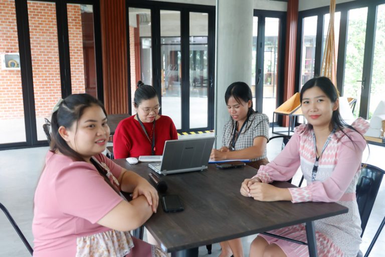 วิทยาเขตสุพรรณบุรี เข้าร่วมกิจกรรม คุยสบาย ๆ…Life สาระ ครั้งที่ 380 ในหัวข้อ : ตลาดนัดนักศึกษากับศูนย์การศึกษานครนายก