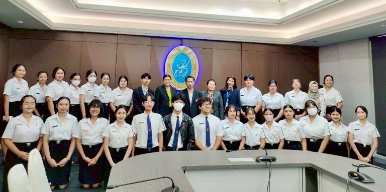 หลักสูตรศึกษาศาสตรบัณฑิต สาขาวิชาการประถมศึกษา กิจกรรม PLC สะท้อนความคิด “การสังเกตห้องเรียน” ของนักศึกษาชั้นปีที่ 1