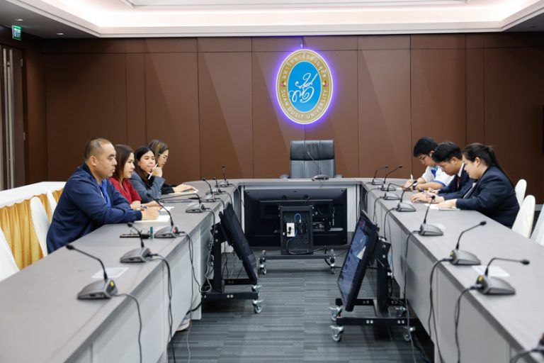 วิทยาเขตสุพรรณบุรี ร่วมการประชุมเตรียมความพร้อม การประชุม Retreat และการประชุมสภามหาวิทยาลัย สัญจร