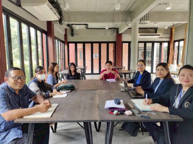 LINE_ALBUM_10102025_251010_18