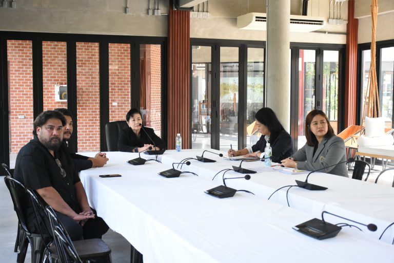 ประชุมการวางแผนจัดทำวิดีทัศน์ประชาสัมพันธ์วิทยาเขตสุพรรณบุรี