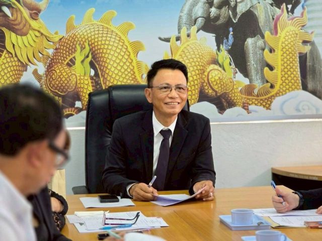 LINE_ALBUM_61168_251107_20