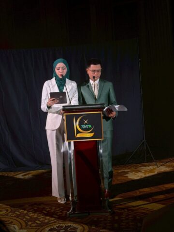 LINE_ALBUM_101268_251211_8