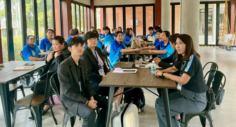 สาขาวิชาการประถมศึกษา มหาวิทยาลัยสวนดุสิต วิทยาเขตสุพรรณบุรี เข้าร่วมกิจกรรมแนะแนวทาง การเลือกกลุ่มเรียนวิชาโท 5 สาขา