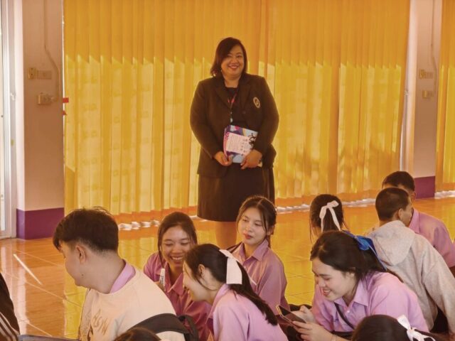 LINE_ALBUM_แนะแนว ร.ร.สวนแตงวิทยา 3 ธ.ค.68_251208_2