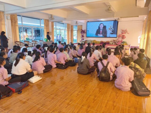 LINE_ALBUM_แนะแนว ร.ร.สวนแตงวิทยา 3 ธ.ค.68_251208_9