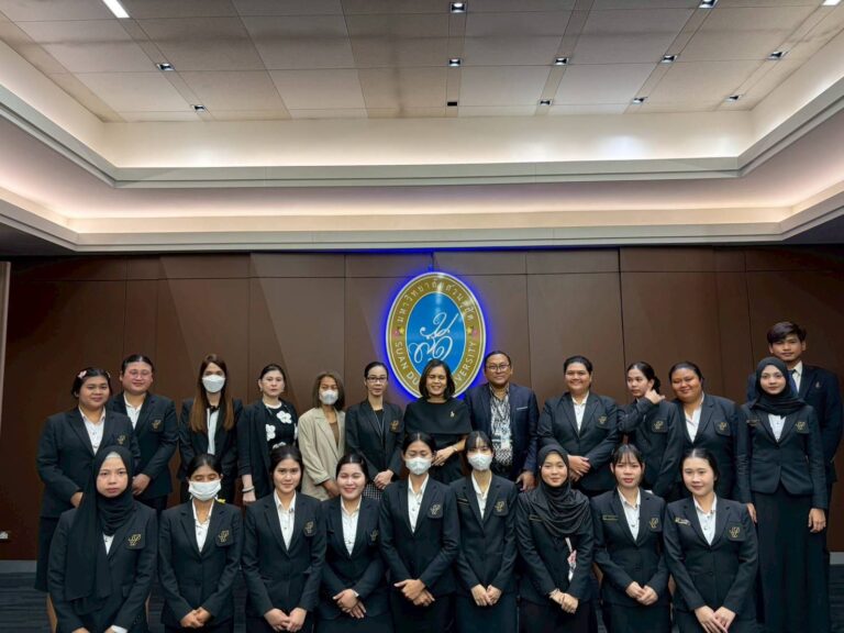 สาขาวิชาการศึกษาปฐมวัย จัดกิจกรรมการสัมมนาการปฏิบัติการสอนในสถานศึกษาฯ 2 ครั้งที่ 3 หัวข้อ “การทำแฟ้มสะสมงานอิเล็กทรอนิกส์ (E – Portfolio) และรายงานความก้าวหน้างานวิจัย” ภาคเรียนที่ 2 ปีการศึกษา 2568