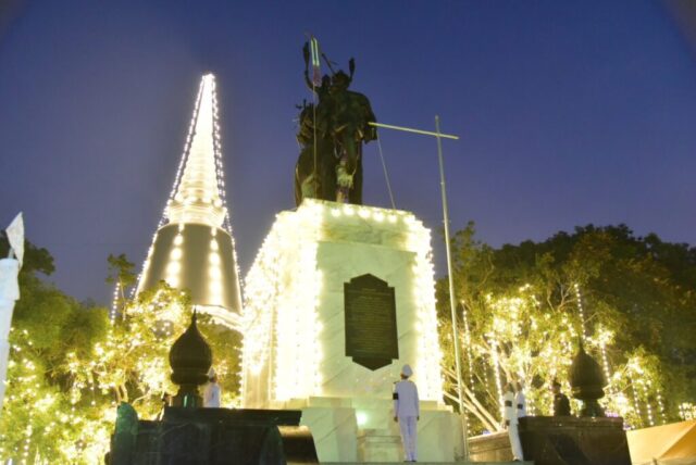 LINE_ALBUM_19169_260119_12