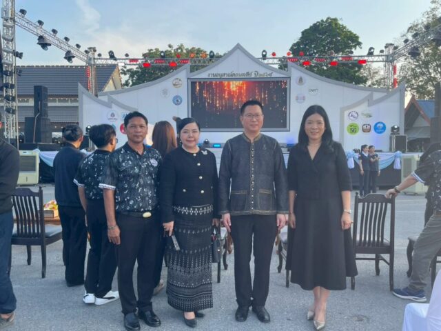 LINE_ALBUM_19169_260119_22