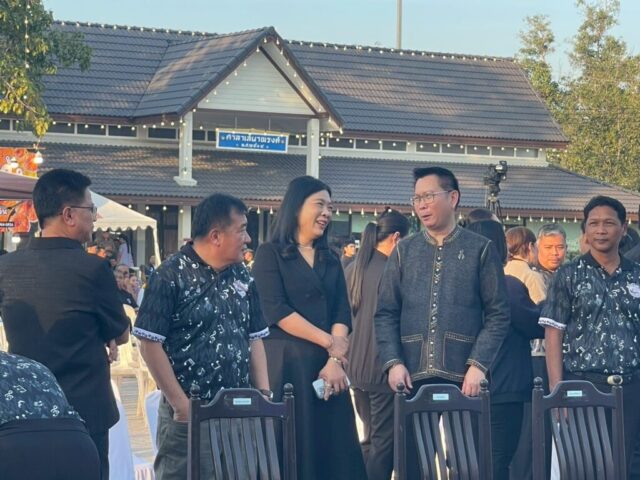 LINE_ALBUM_19169_260119_25