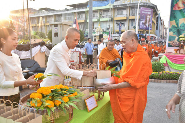 LINE_ALBUM_ตักบาตรปีใหม่ 1-1-69_260105_5