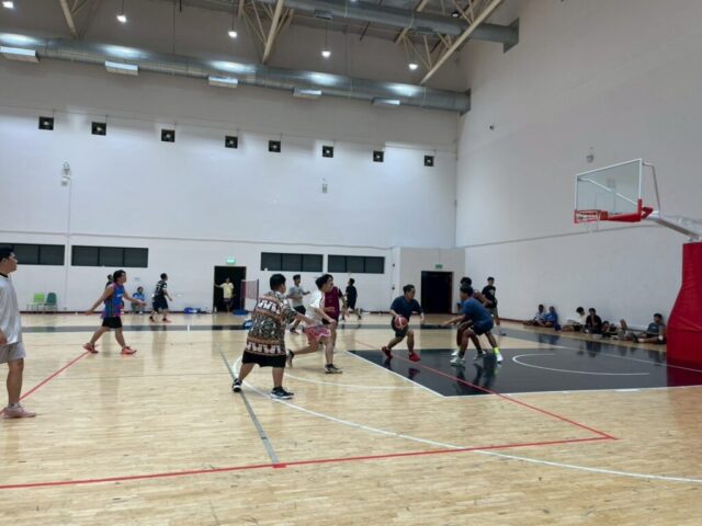 LINE_ALBUM_บาส บุคลากรvs นักศึกษา_260121_27