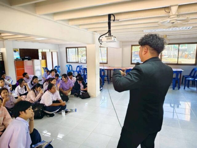 LINE_ALBUM_รร.สามชุก_260115_37