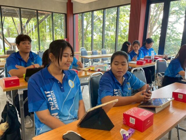 LINE_ALBUM_อบรมเขียนโครงการ_260119_16