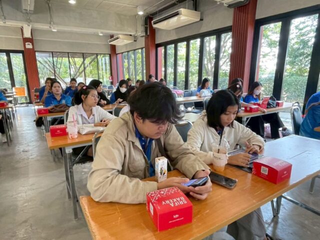 LINE_ALBUM_อบรมเขียนโครงการ_260119_21