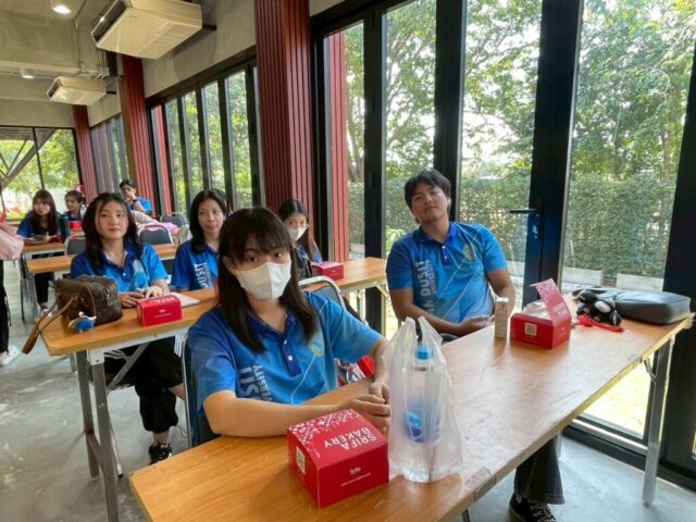 LINE_ALBUM_อบรมเขียนโครงการ_260119_23