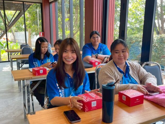 LINE_ALBUM_อบรมเขียนโครงการ_260119_27