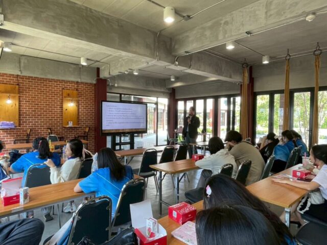 LINE_ALBUM_อบรมเขียนโครงการ_260119_32