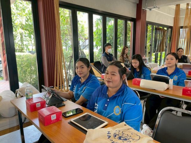 LINE_ALBUM_อบรมเขียนโครงการ_260119_33