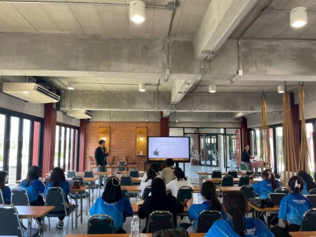 LINE_ALBUM_อบรมเขียนโครงการ_260119_9