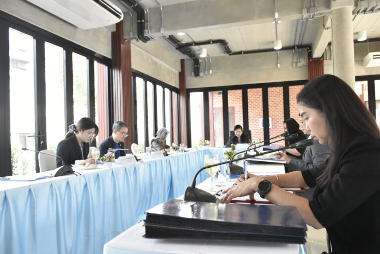 ประชุมคณะกรรมการ สมาคมศิษย์เก่าสถาบันขงจื่อ มหาวิทยาลัยสวนดุสิต สุพรรณบุรี