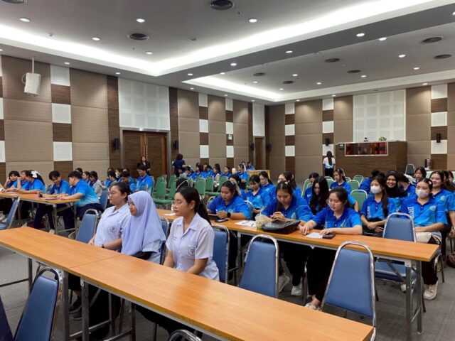 LINE_ALBUM_2622026_260226_10