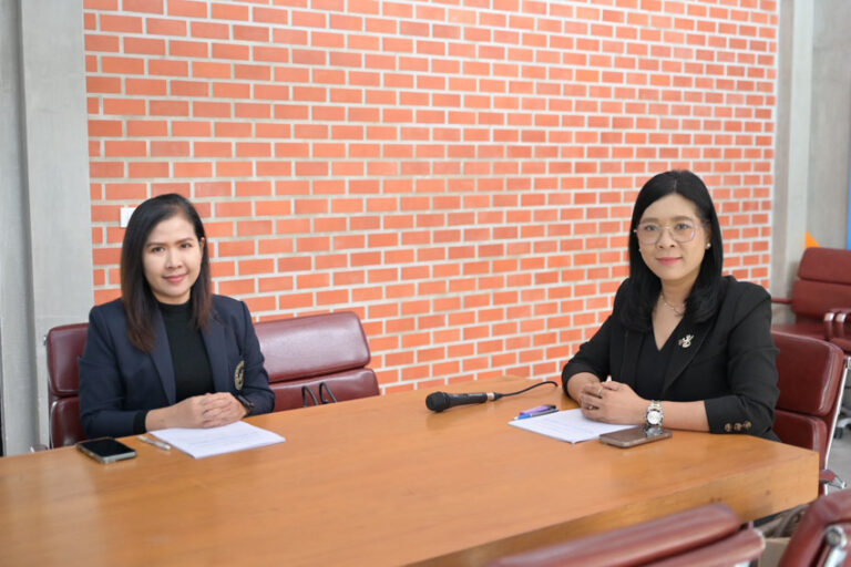 วิทยาเขตสุพรรณบุรี ร่วมการประชุมคณะกรรมการประเมินผลการปฏิบัติหน้าที่ของอธิการบดีและหัวหน้าส่วนงาน ครั้งที่ 1(10)/2569