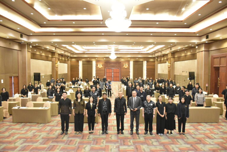 ผู้อำนวยการสำนักงานวิทยาเขตสุพรรณบุรี เข้าร่วมโครงการเสริมสร้างสมรรถนะการปฏิบัติงานภาครัฐเพื่อขับเคลื่อนยุทธศาสตร์การพัฒนาจังหวัดสุพรรณบุรี ด้วยนวัตกรรมและเทคโนโลยีดิจิทัล ประจำปีงบประมาณ พ.ศ. 2569 กิจกรรมที่ 1 การประชุมเชิงปฏิบัติการด้านปัญญาประดิษฐ์ (AI) เพื่อจัดทำและทบทวนแผนพัฒนาจังหวัด