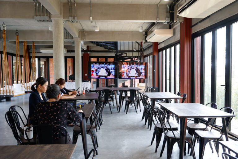 วิทยาเขตสุพรรณบุรี เข้าร่วมกิจกรรม “คุยสบายๆ… Story Talk One Lab“ ครั้งที่ 417 (11) โดยคณะพยาบาลศาสตร์ EP.3 “Beyond the Red Ribbon: วัยใส วัย Z รู้ทันก่อนเสี่ยง”