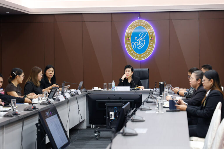 กองกลาง สำนักงานวิทยาเขตสุพรรณบุรี จัดประชุม คณะกรรมการการเขียนรายงานข้อมูล SDU Standards and Quality Report
