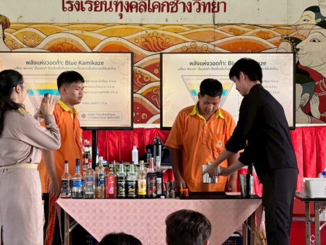 LINE_ALBUM_วิทยากรโรงเรียนทุ่งคลี_260527_34