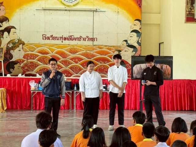 LINE_ALBUM_วิทยากรโรงเรียนทุ่งคลี_260527_61