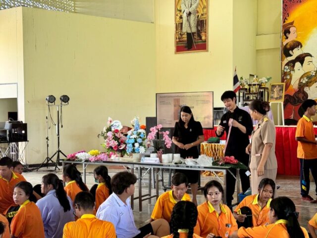 LINE_ALBUM_วิทยากรโรงเรียนทุ่งคลี_260527_66