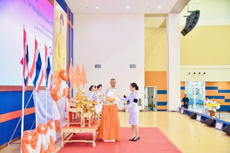 พิธีและรับมอบแบบลายผ้าพระราชทาน ปี 2569 “ลายขอสมเด็จฯ – เจ้าฟ้าฯ” และ บุปผาบรมราชินีนาถ