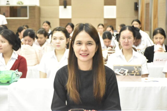 _NIK9877