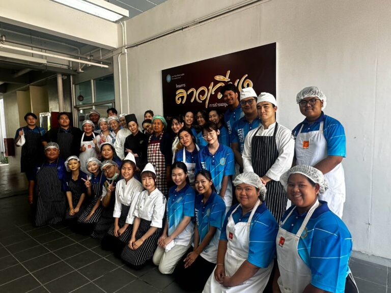 งานทำนุบำรุงศิลปะและวัฒนธรรม วิทยาเขตสุพรรณบุรี จัดโครงการ “ลาวเวียง การธำรงอยู่อย่างผสมผสาน” กิจกรรมที่ 2 การสาธิตการประกอบอาหารสำรับลาวเวียง