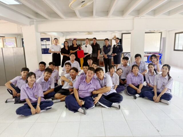 LINE_ALBUM_แนะแนวสามชุก_260721_1