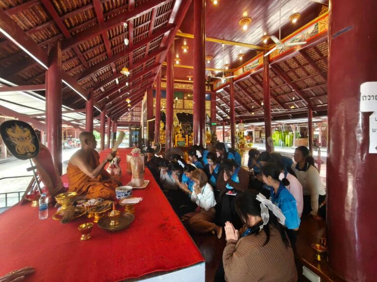สาขาวิชาการศึกษาปฐมวัย จัดโครงการ “ส่งเสริมทักษะนักศึกษาวิชาชีพครูปฐมวัยสู่ความเป็นครูมืออาชีพ” ประจำปีการศึกษา 2569 กิจกรรม “เจริญธรรม เจริญใจ เข้าวัดทำจิตอาสา”