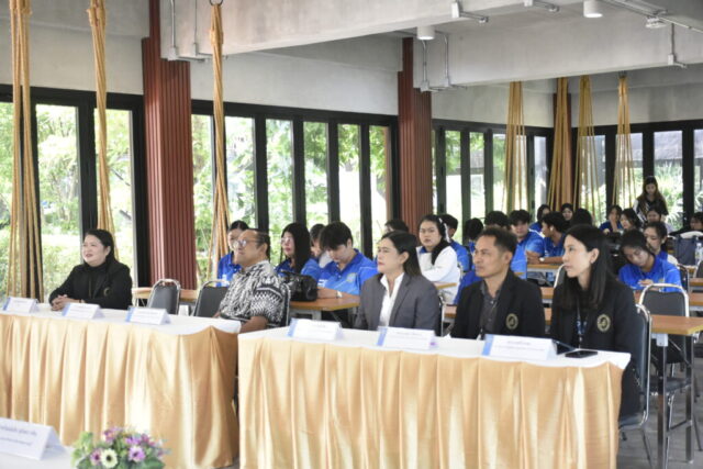_NIK1652