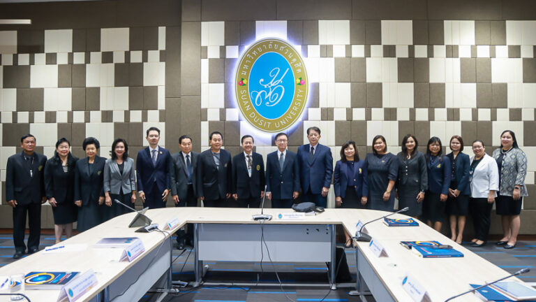 วิทยาเขตสุพรรณบุรี ร่วมรับการตรวจประเมินคุณภาพการศึกษาภายในระดับมหาวิทยาลัย มหาวิทยาลัยสวนดุสิต ประจำปีการศึกษา 2568